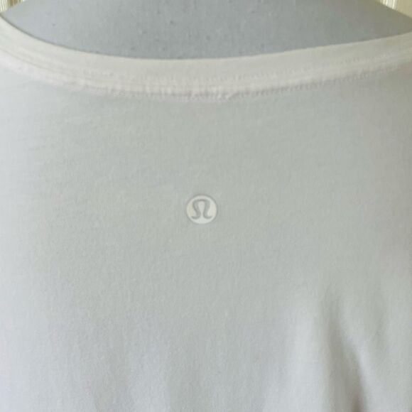 Lululemon Love Crewneck T-Shirt White Size 8 - Picture 4 of 9